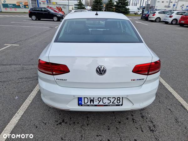 Volkswagen Passat 1.8 TSI BMT Comfortline - 3