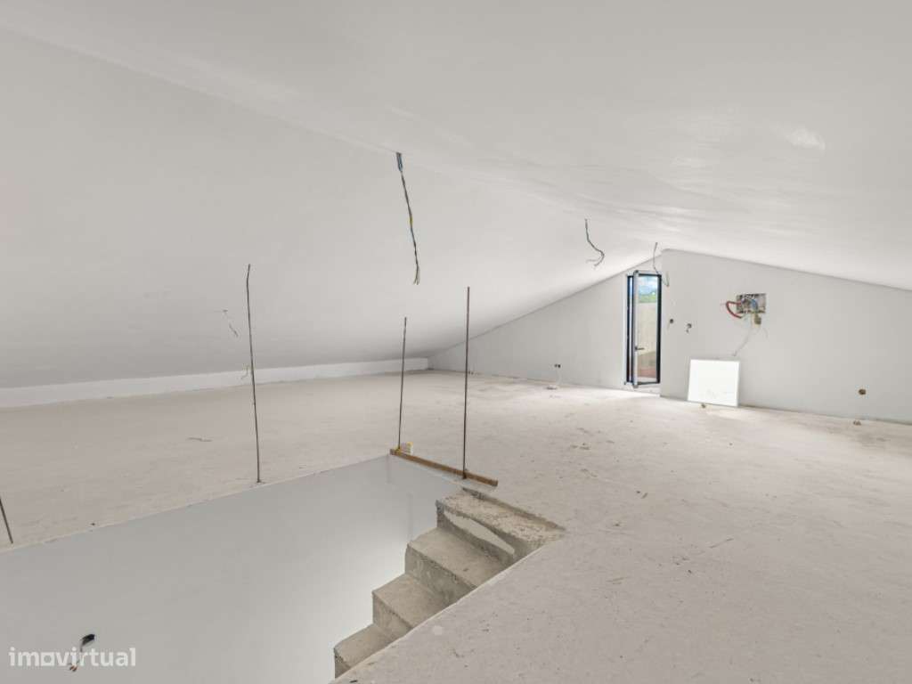 Moradia T3 em m construção com Jardim e Sótão - Via Rara - Santa Ir...-21