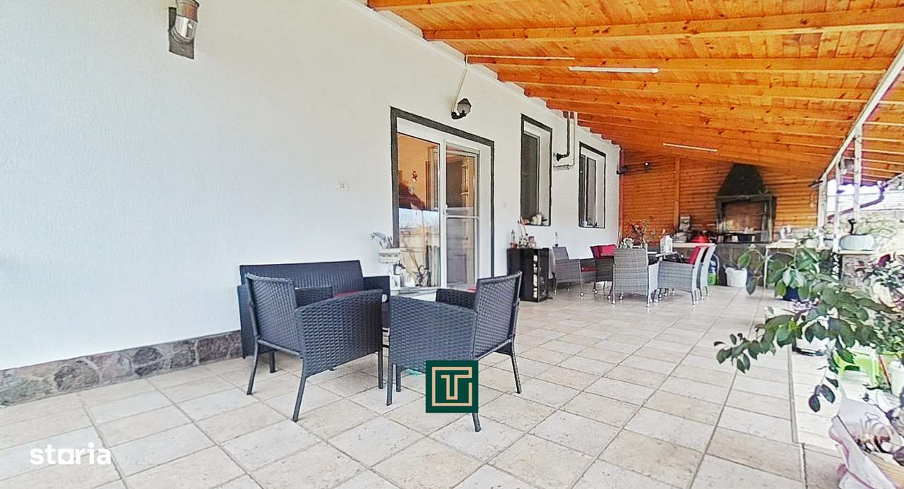 Casă cu 15 camere, teren generos, piscină și 2 corpuri–Fântânele, Arad-16