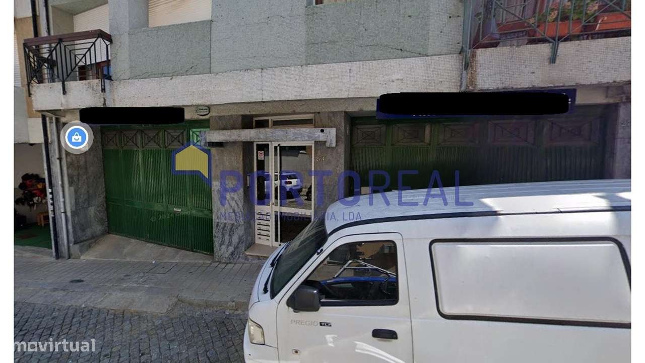 Armazém 2 entradas na Rua Zambeze- Porto-25
