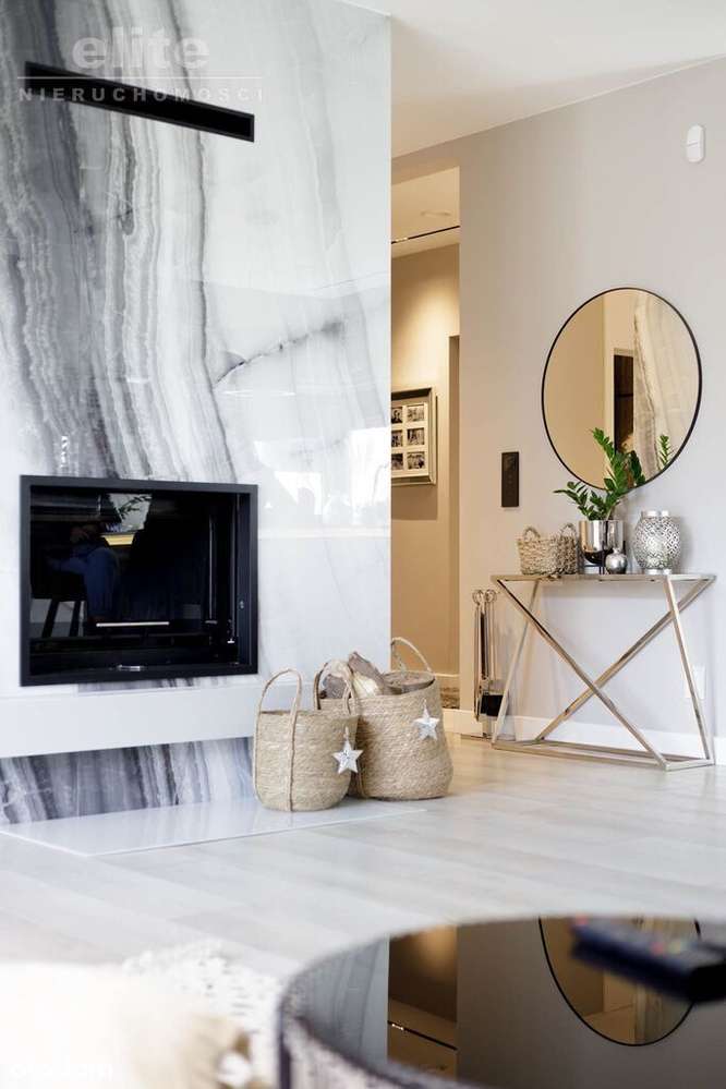 Śliczny wolnostojący dom na sprzedaż 5 pokojowy-12