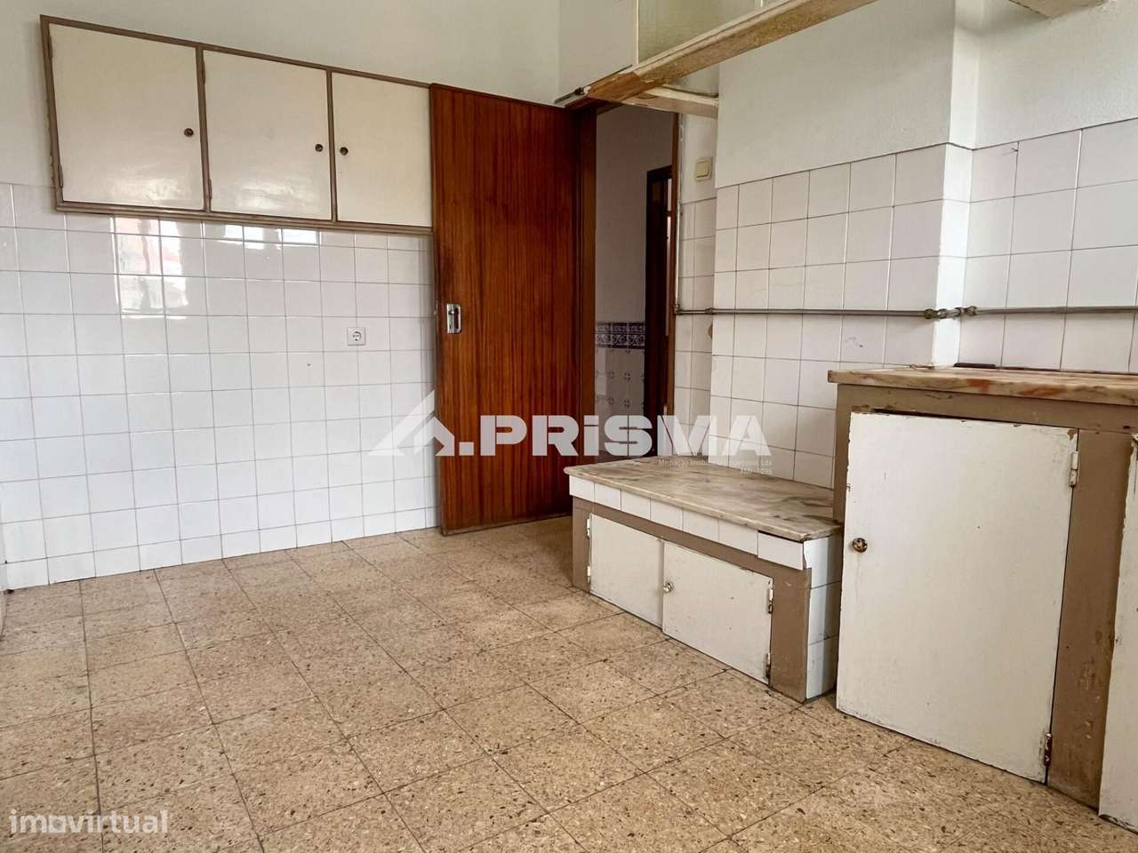 Apartamento  T3 para venda no centro de Castelo Branco-21