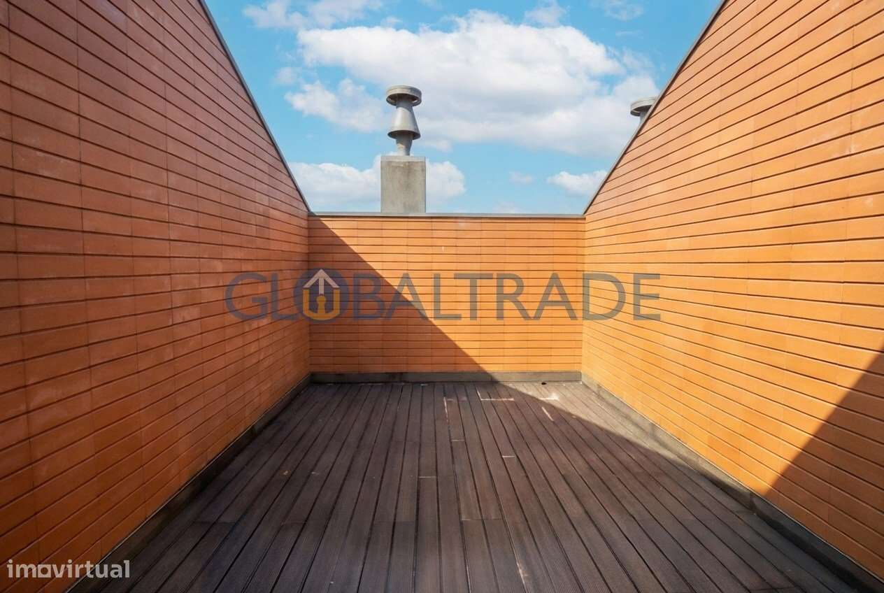 Duplex T2+1 com vista mar em Canidelo-31