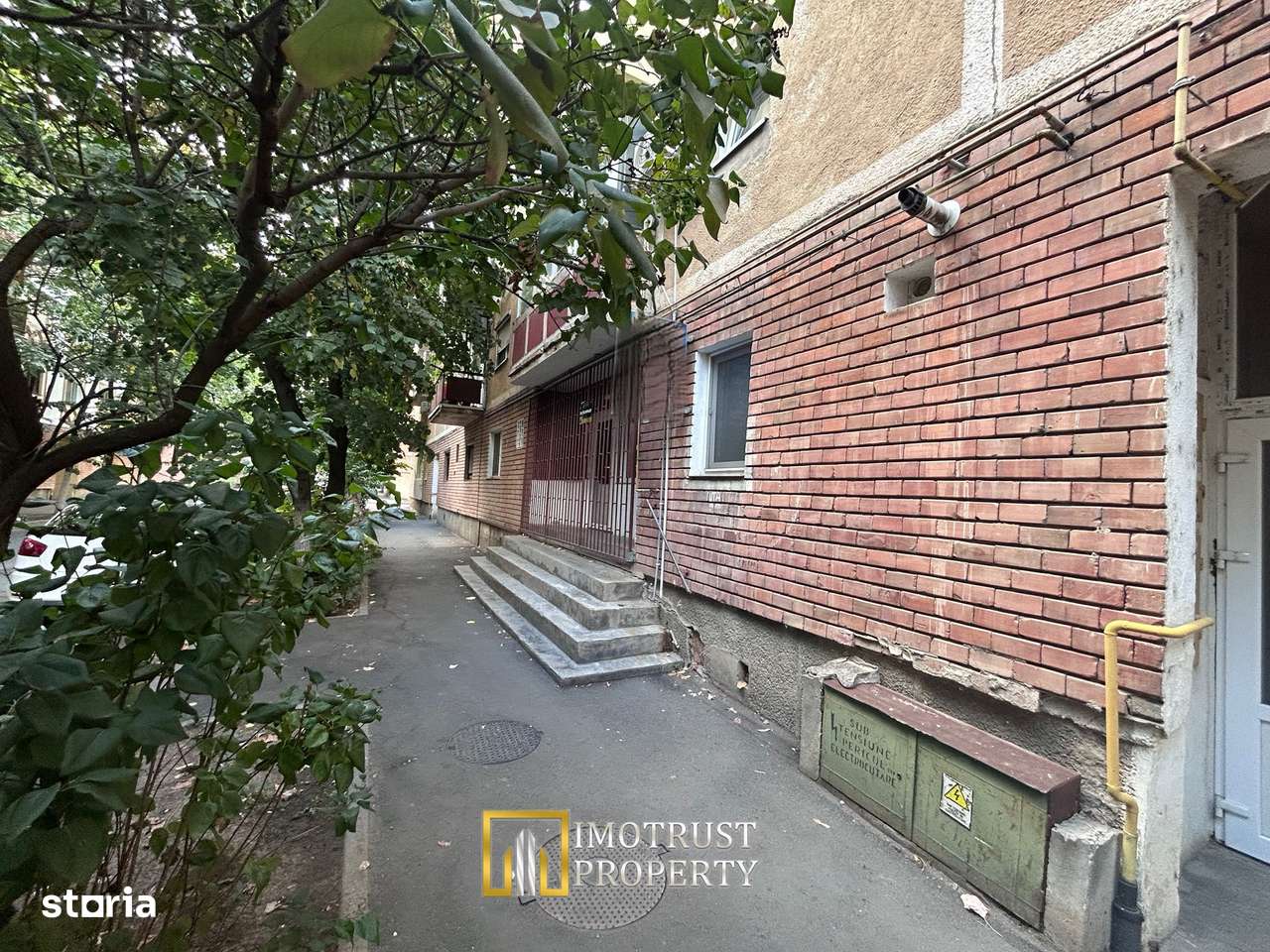 Spatiu de inchiriat - Imagine principală: 2/9