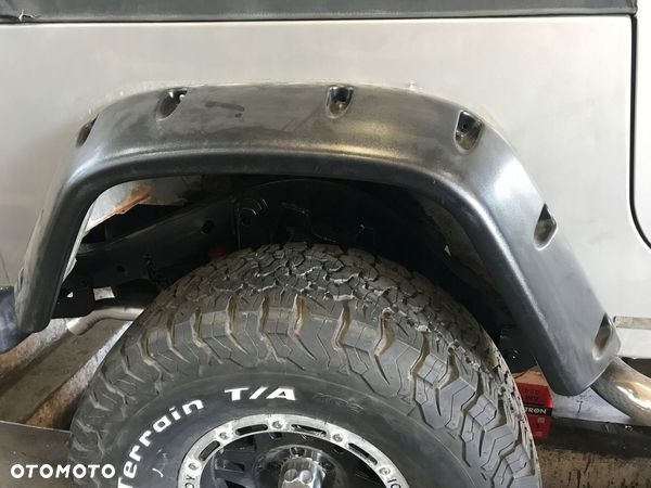 POSZERZENIA BŁOTNIKÓW TYŁ 18CM JEEP WRANGLER TJ - 1