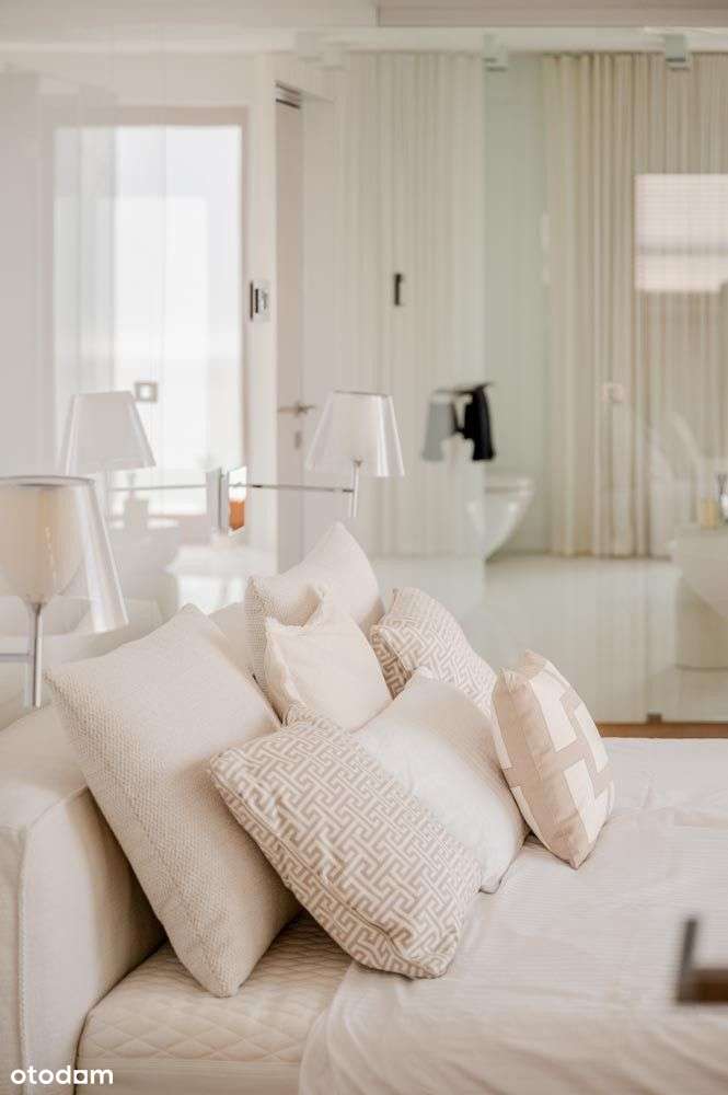 Willa z basenem i dużym ogrodem w Wilanowie-10