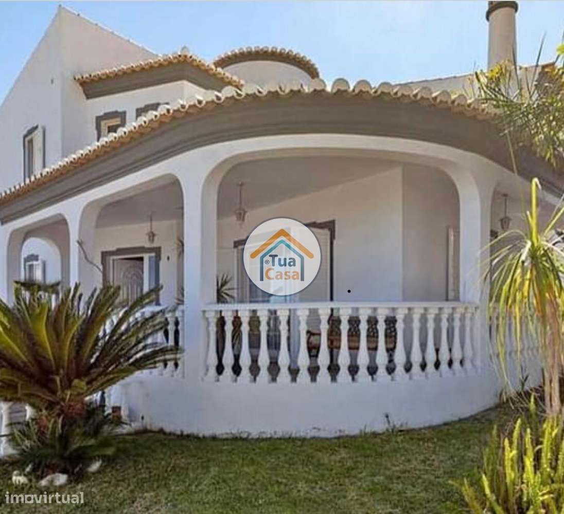 Moradia T4 Próxima do Centro de Faro com Vista para a Ria Formosa - Grande imagem: 3/44