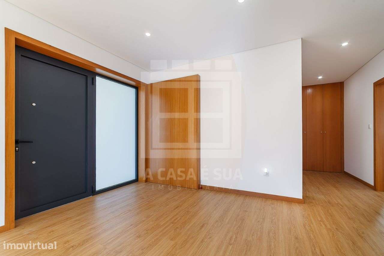 Moradia Nova T3+1 Isolada em Santa Maria da Feira - Grande imagem: 4/32