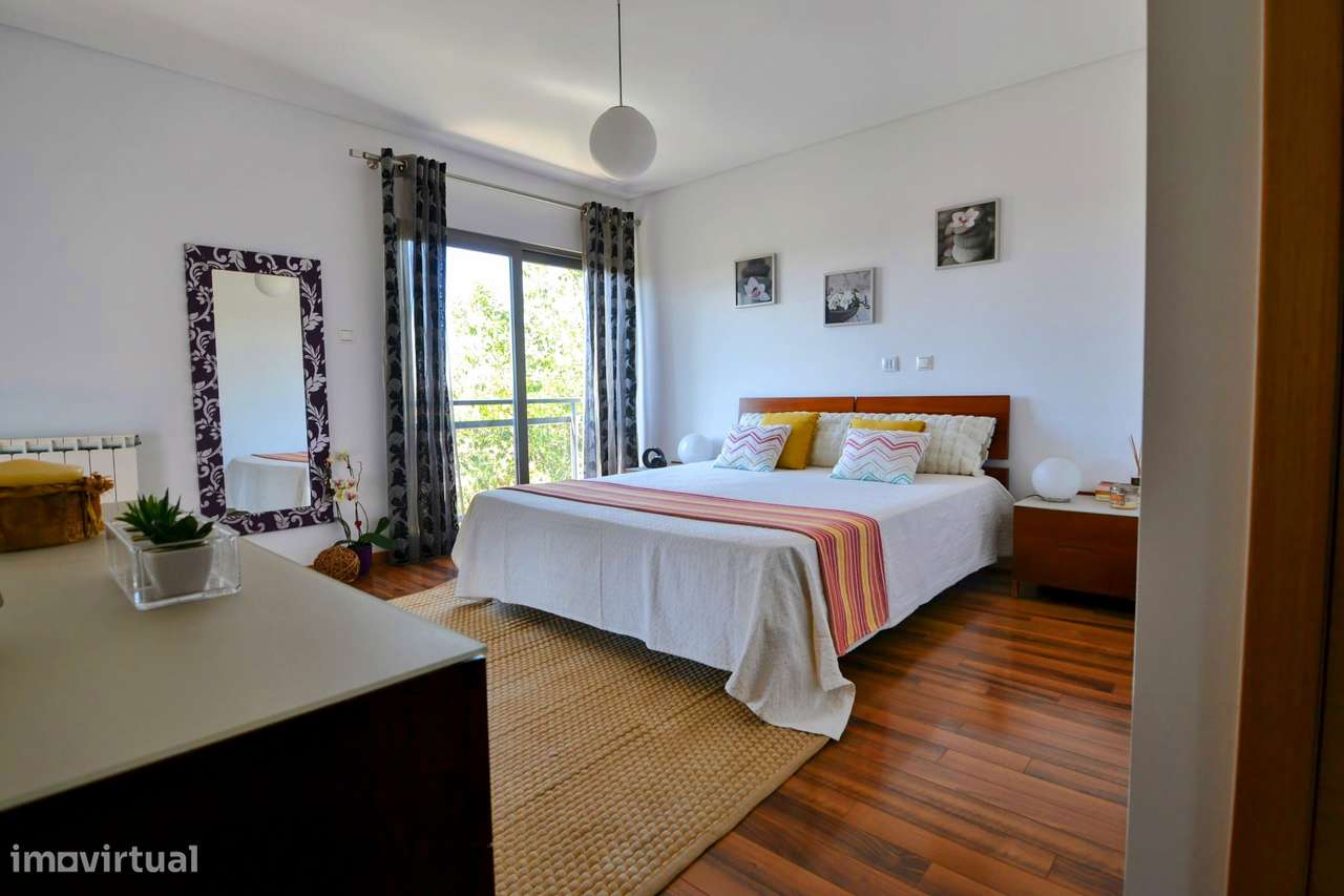 Moradia em condomínio com piscina - Alcochete-14