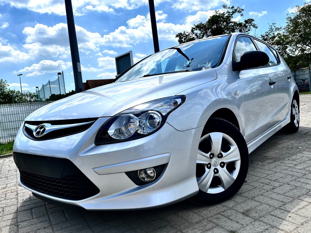 Hyundai i30 I 1.4 Blue Comfort 2011