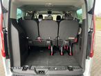 Ford Tourneo Custom - 22