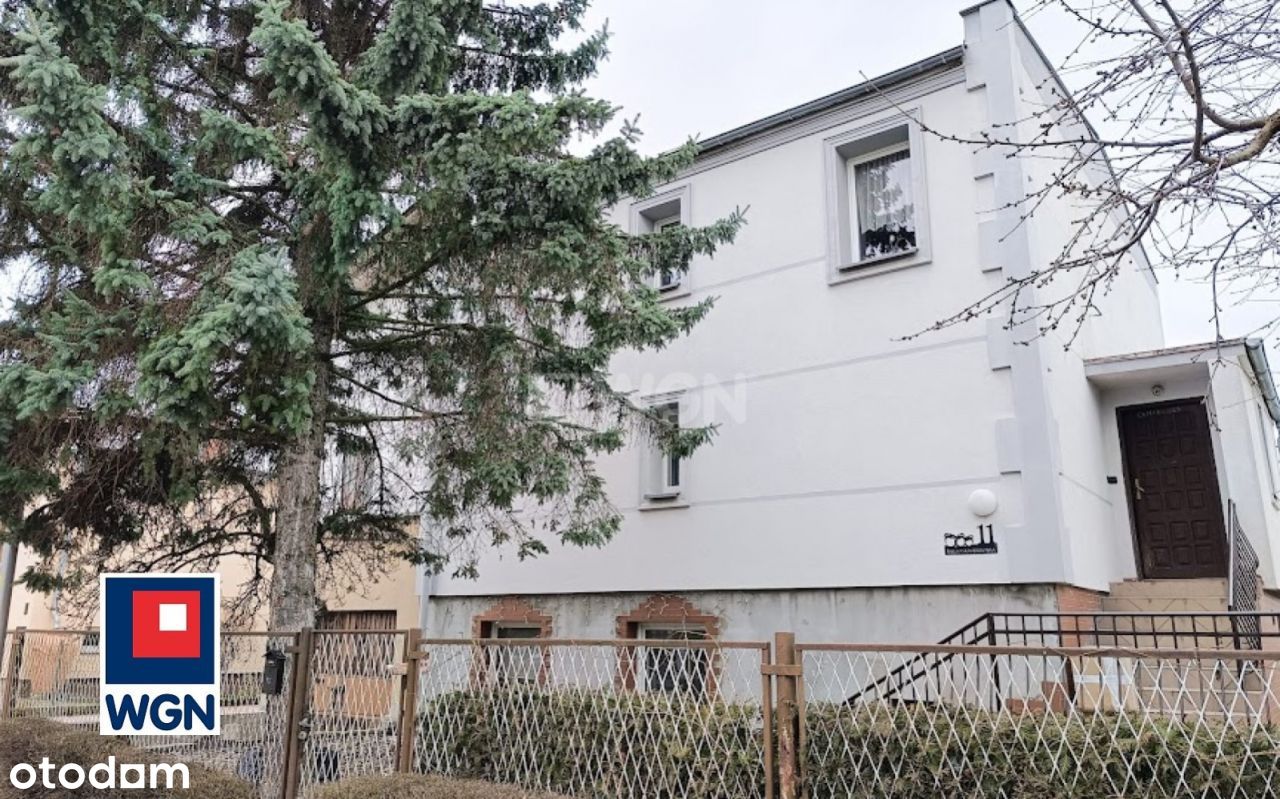 Dom, 192 m², Legnica