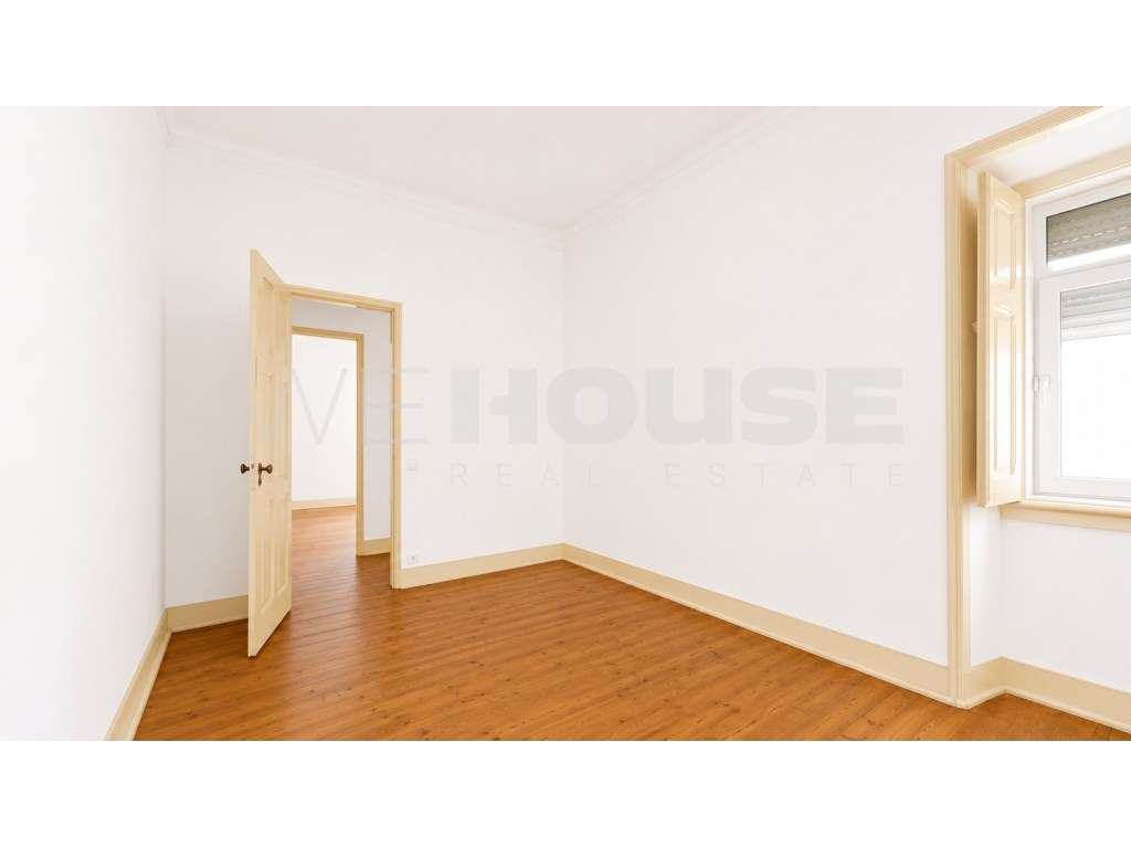 Centro do Barreiro - Magnífico apartamento T4 com vista para o Parq...-9
