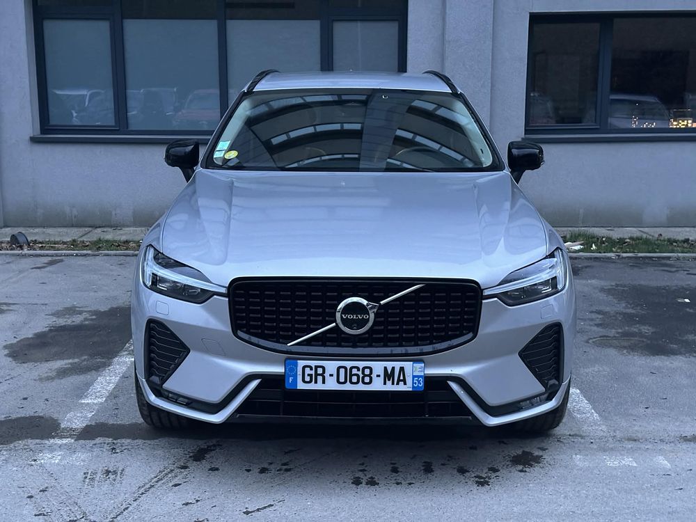 Volvo XC60 II [2017 - Prezent] B4 D Ultimate Dark 2024
