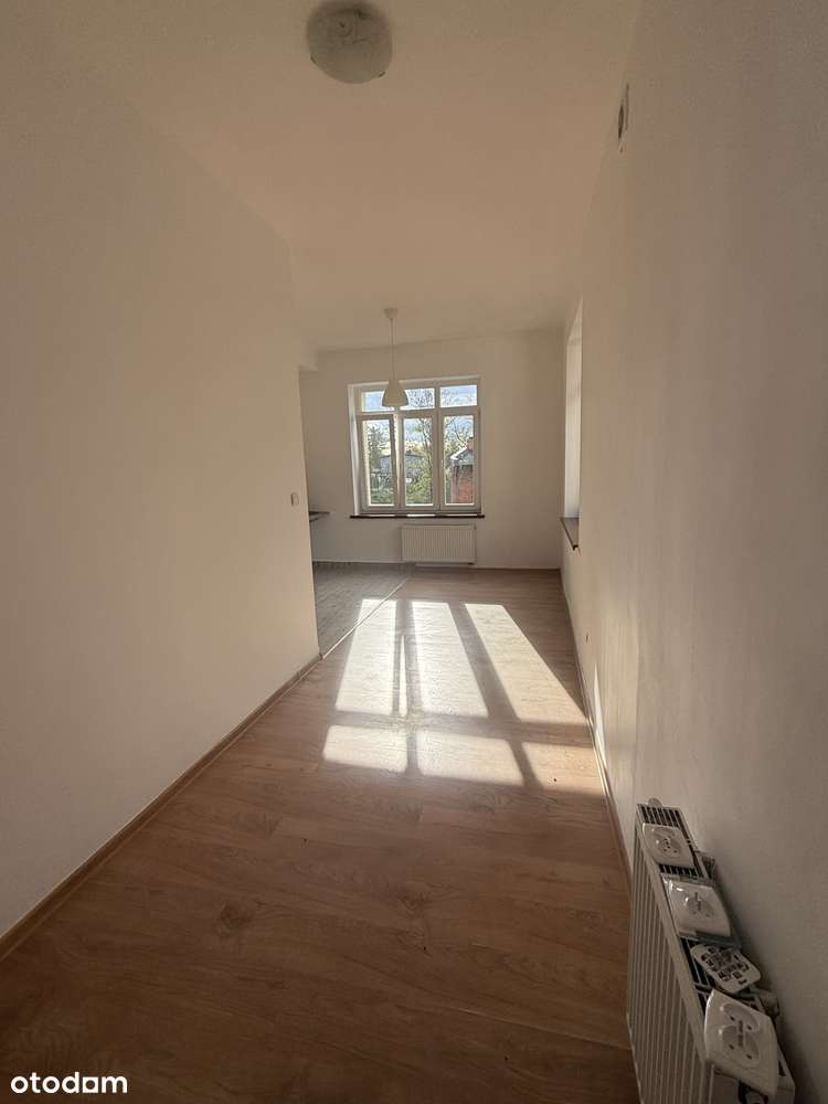 Małe mieszkanie - atrakcyjna cena - Bez prowizji !!!!-0