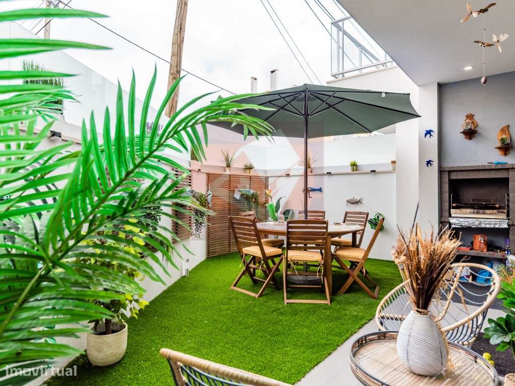 Apartamento T2 mobilado em Casal de Cambra-42