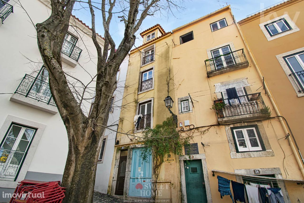 Apartamento renovado T1+1 na zona do Castelo