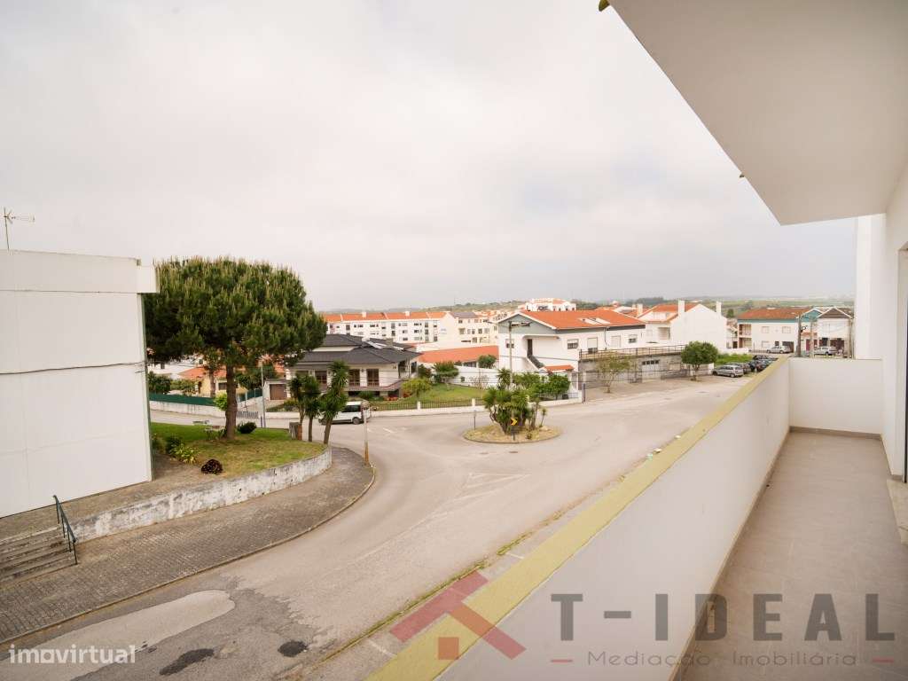 Apartamento T3 na vila da Lourinhã-7