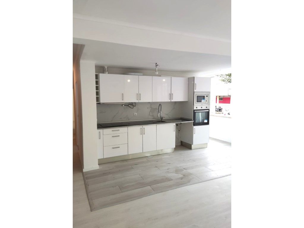 Apartamento T3 - Queluz e Belas