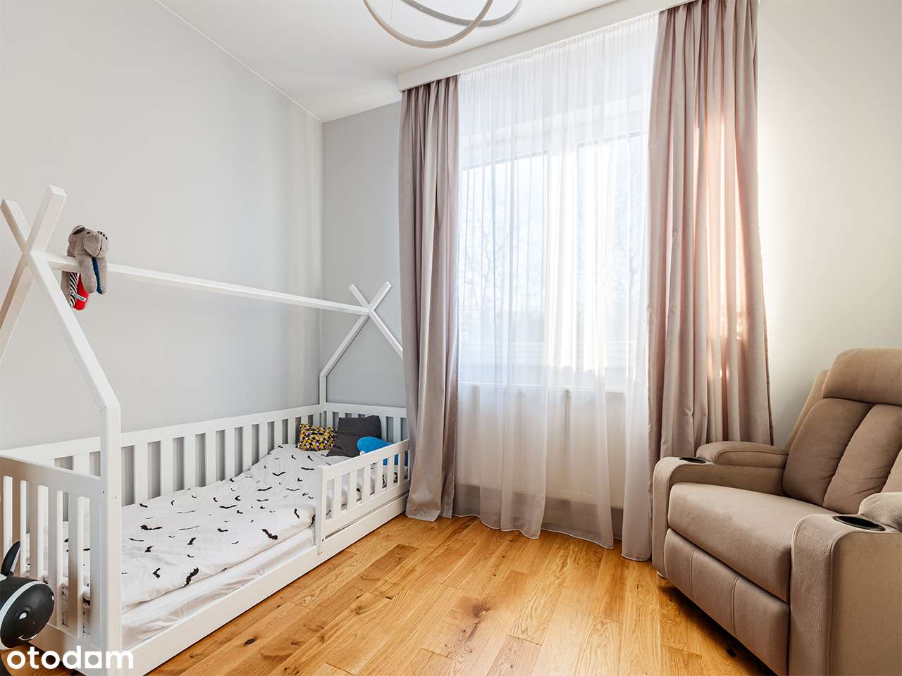 Nowoczesny dom | 2 x msc postojowe | Blisko PKP-17