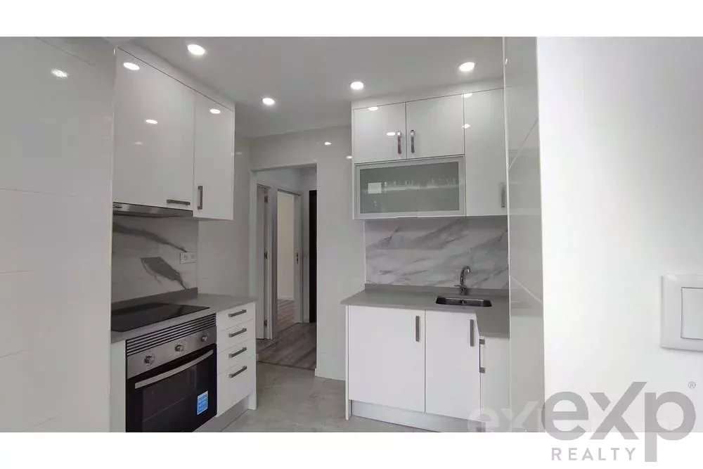 T1 Arroios - A estrear com elevador - Grande imagem: 5/26