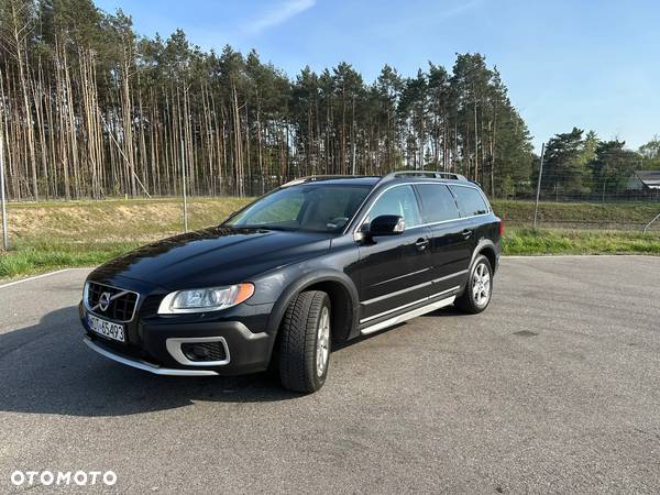 Volvo XC 70 - 1