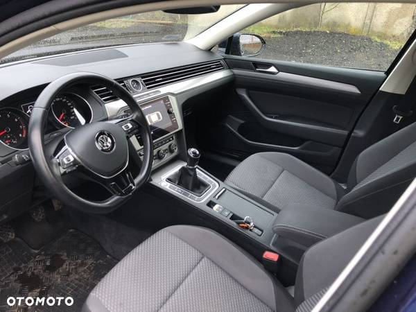 Volkswagen Passat 1.5 TSI EVO Comfortline - 16