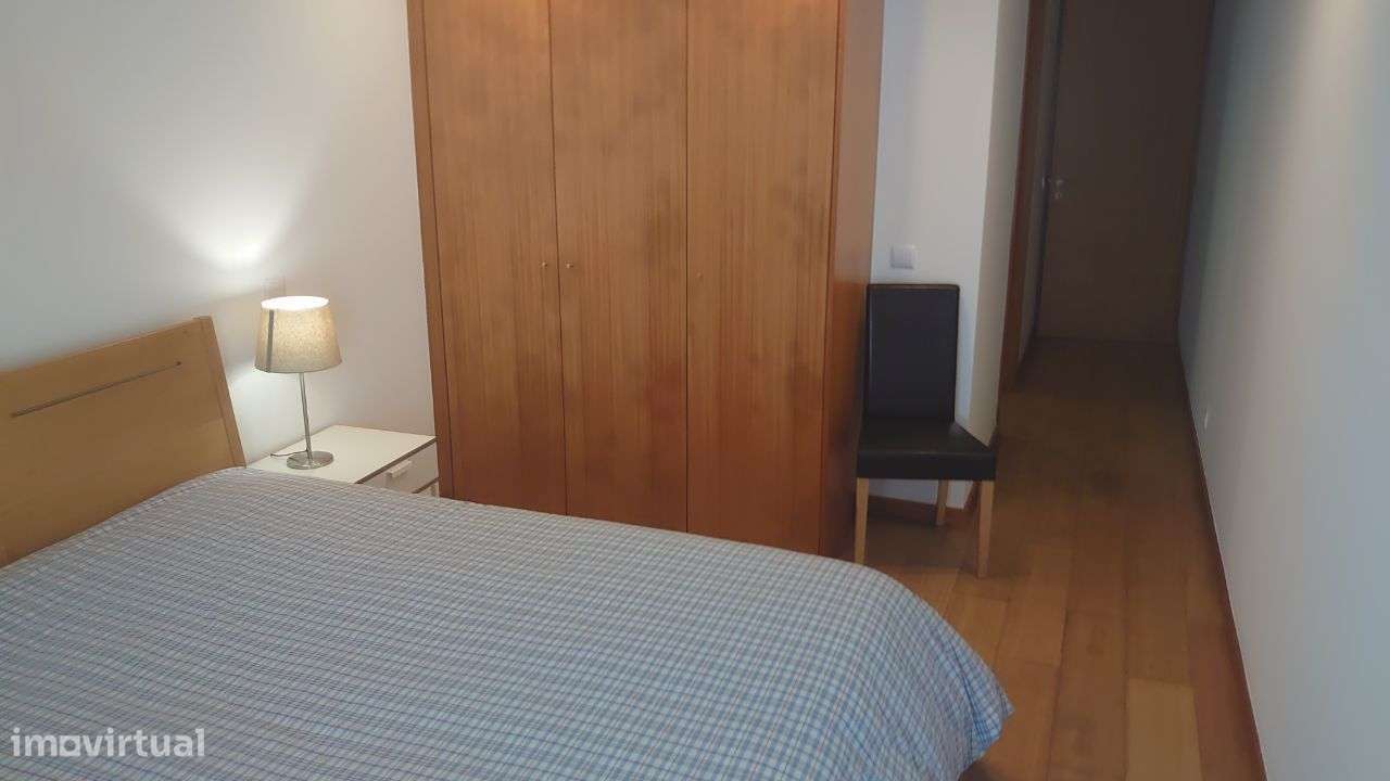 Vendo Apartamento T2 Semi-Novo Excelentes Áreas Centro Póvoa de Varzim-15