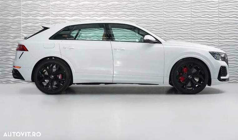 Audi RS Q8 RSQ8 4.0 TFSI quattro Tiptronic - 3