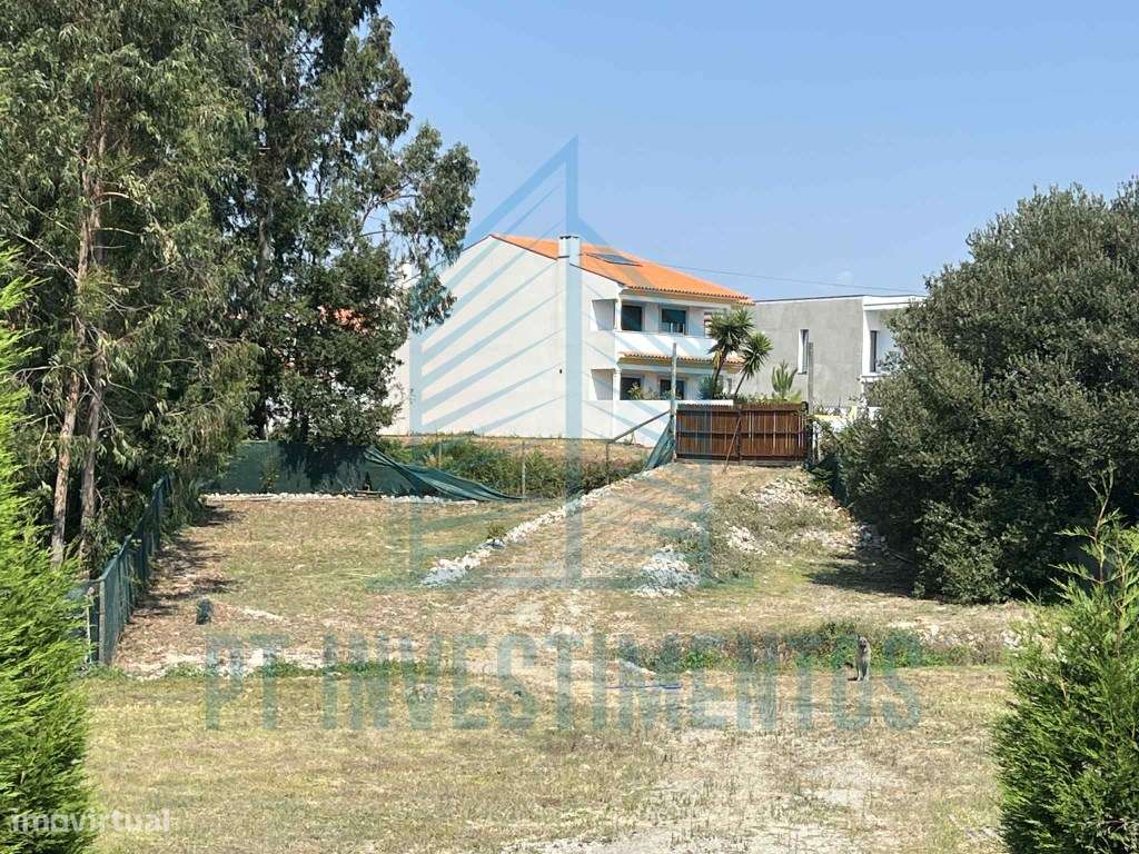 Moradia semi-nova T5+1 em Santa Joana - Aveiro-16