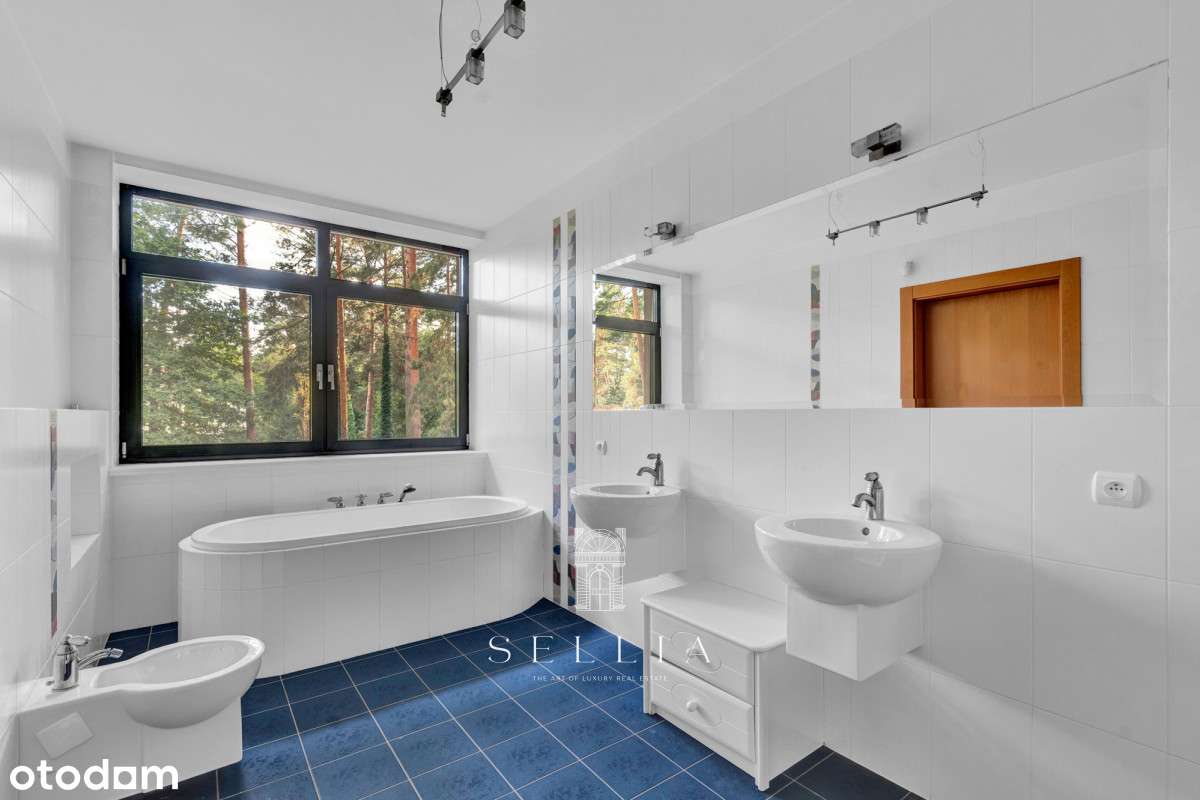 Luksusowa rezydencja z basenem w Strefie A-11