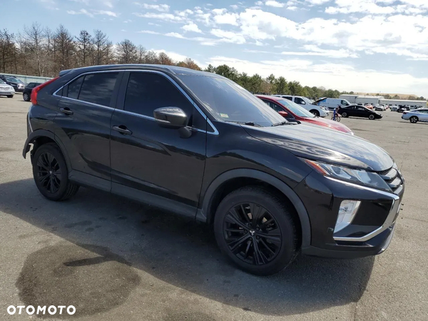 Mitsubishi Eclipse Cross - 5