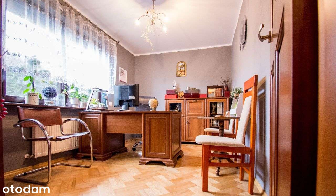 Piękny dom w zacisznej lokalizacji, blisko centrum-12