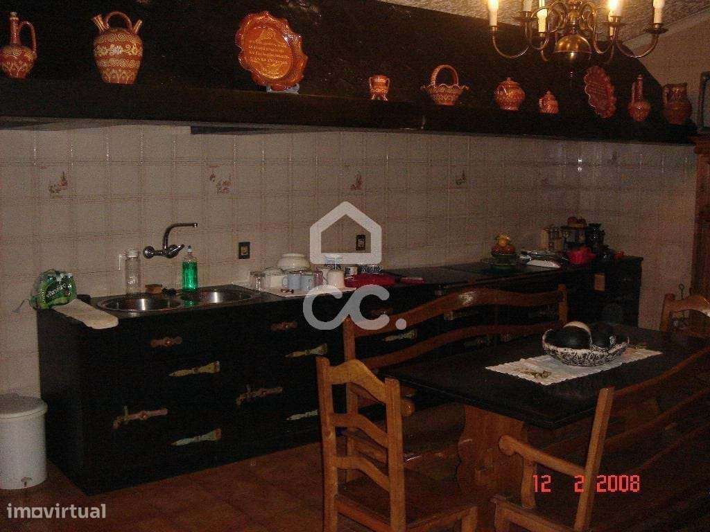 Moradia isolada - Moradia V4 - Grande imagem: 5/18