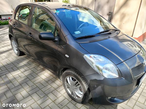 Toyota Yaris 1.3 VVT-i Luna - 6