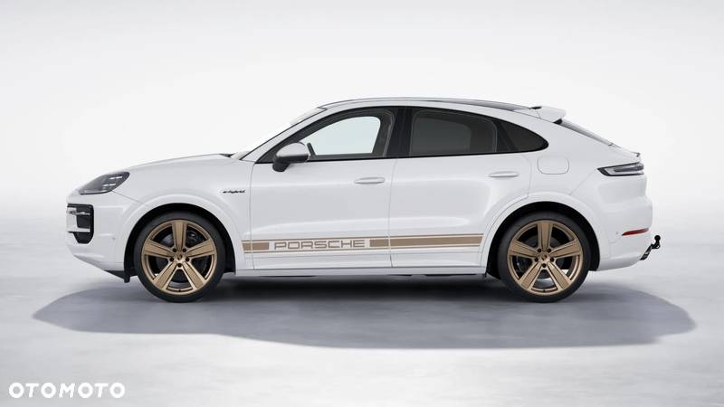 Porsche Cayenne Coupe E-Hybrid - 3