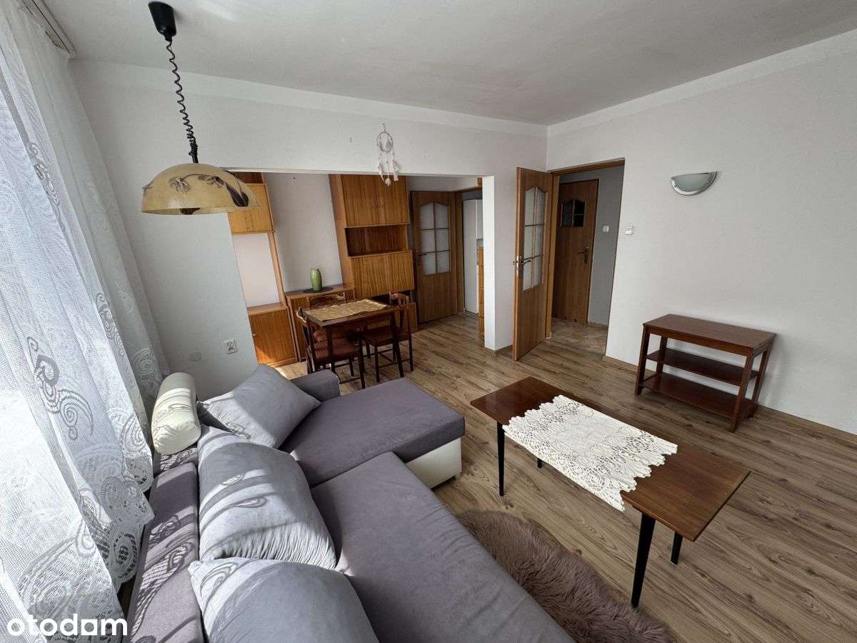 Trzy pok. z parkingiem w centrum miasta-13