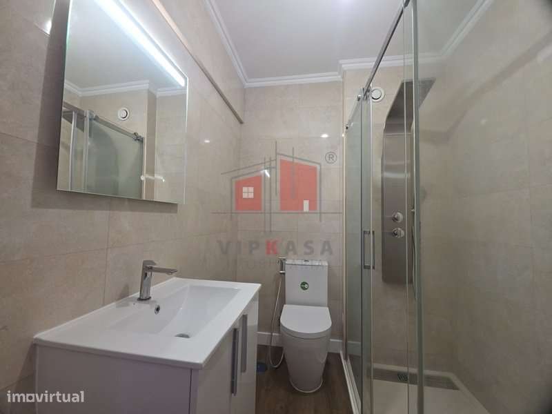 Apartamento T2 remodelado-12