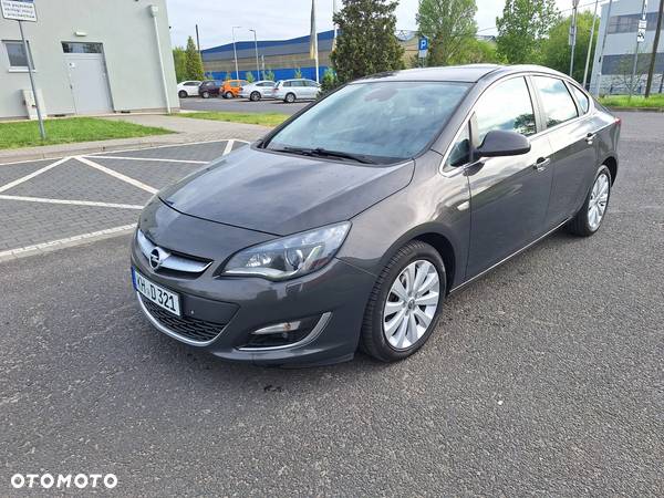 Opel Astra 1.4 Turbo Automatik 150 Jahre - 1