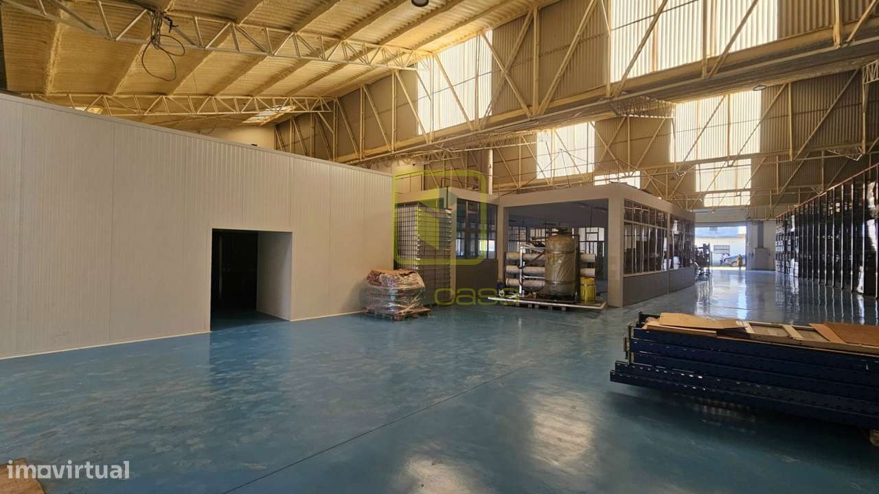 Armazém e Unidade Industrial - Grande imagem: 4/24