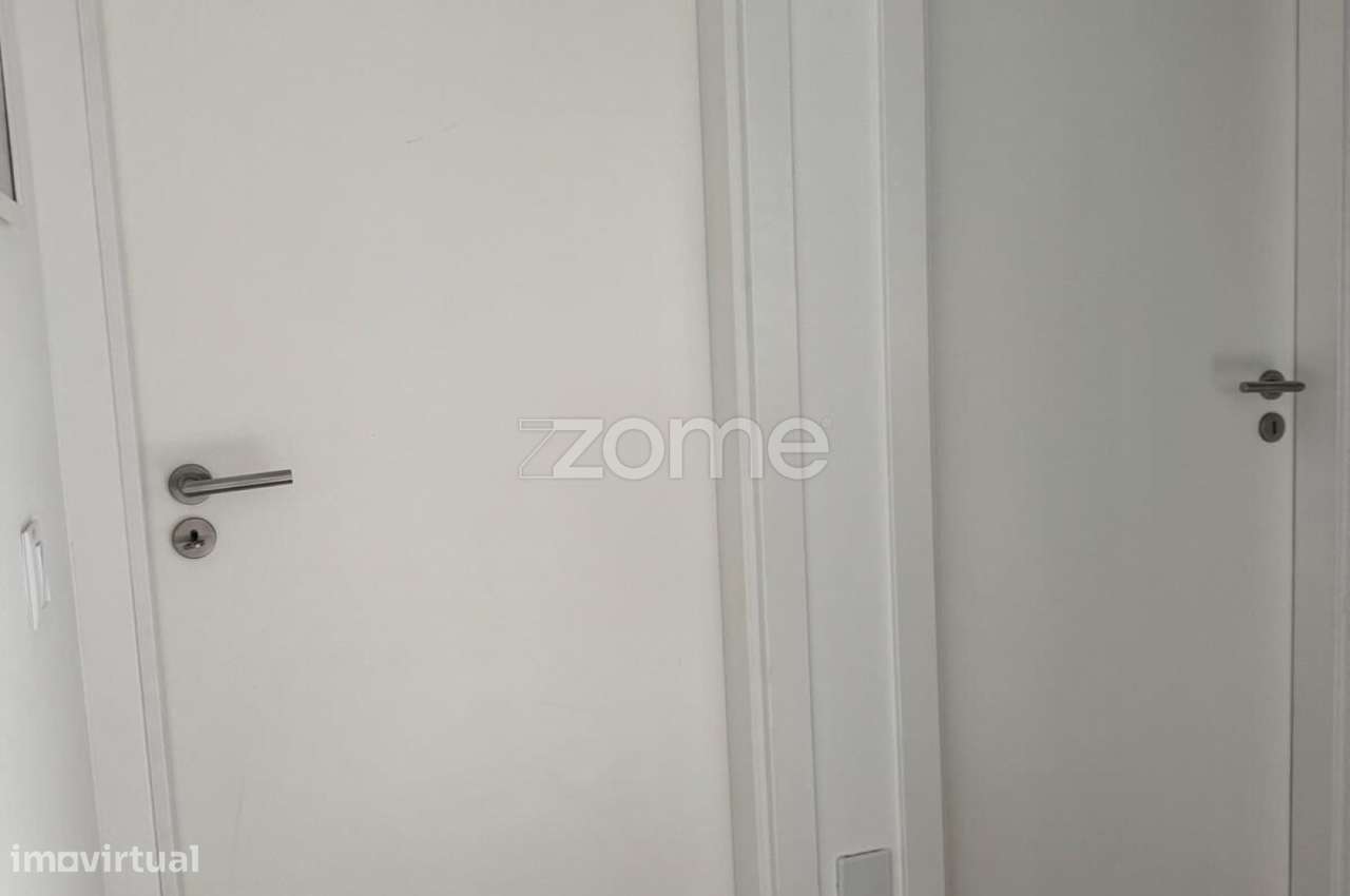 Moradia T4 com 2 Suites-24