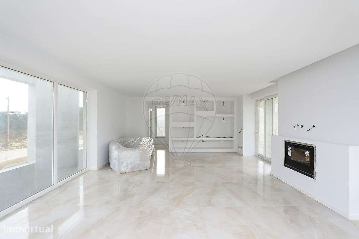 Moradia T5 para venda - Grande imagem: 4/46