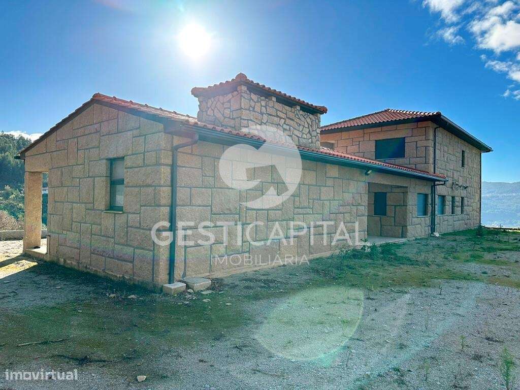 MORADIA T4 | TRANQUILIDADE E CONFORTO EM PIARES, MARCO DE CANAVESES - Grande imagem: 5/27