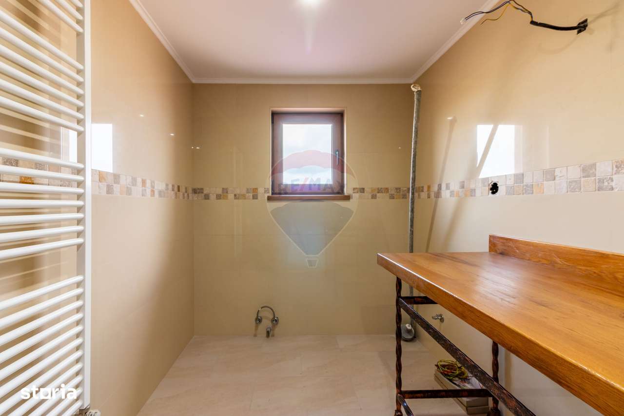 Casă finalizată, 278 mp teren 2305 mp Pleașa, Bucov, Ploiesti-10