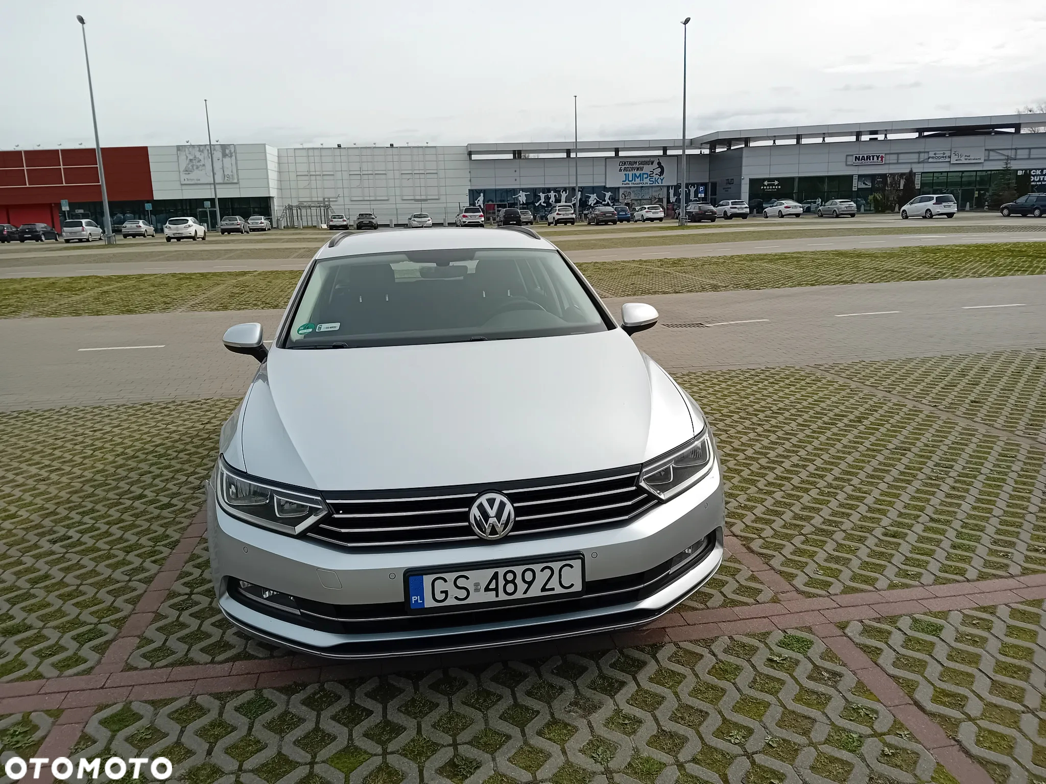 Volkswagen Passat Variant 1.6 TDI (BlueMotion Technology) Comfortline - 6