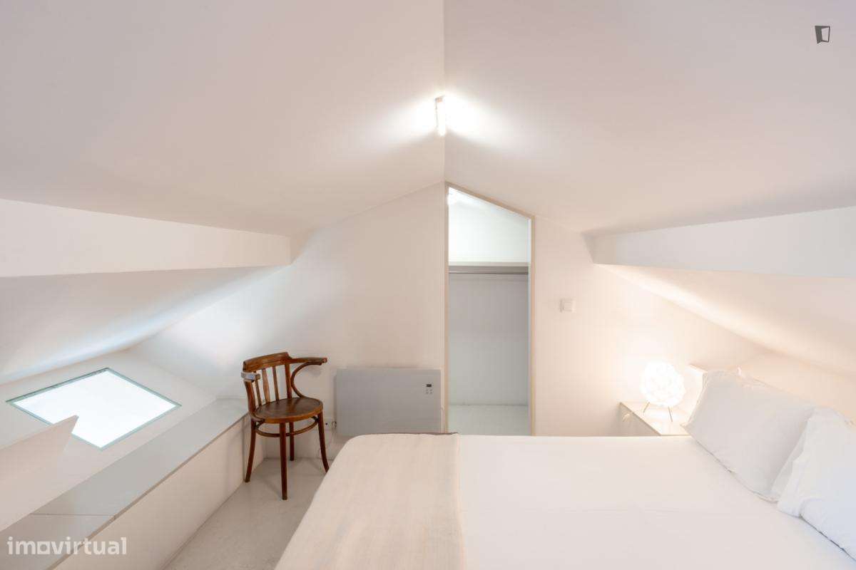 Casa com 3 quartos - localizado em Lordelo do Ouro Porto - Grande imagem: 3/49