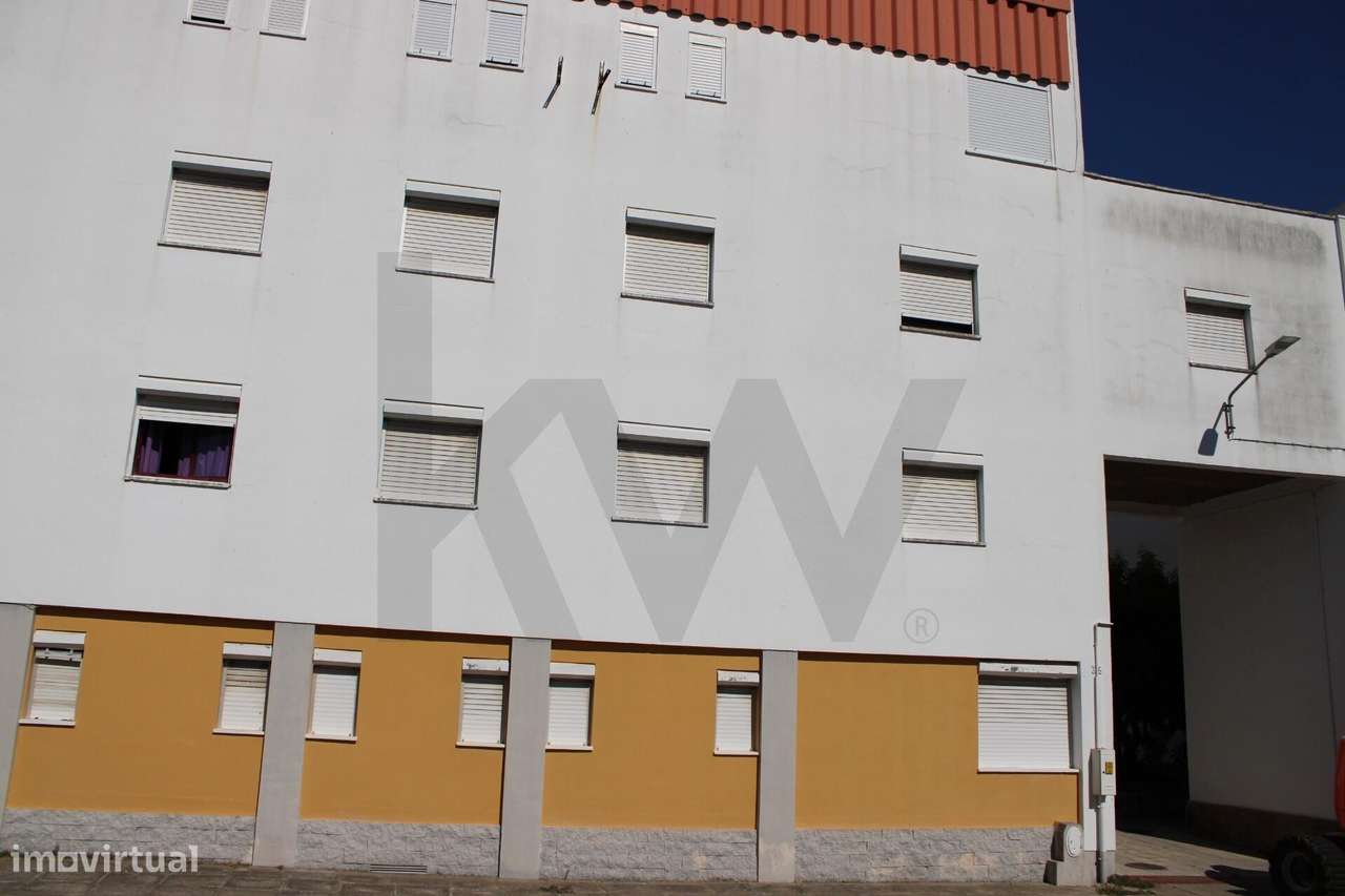 VENDE-SE APARTAMENTO T3 TOTALMENTE REMODELADO EM ÉVORA-16