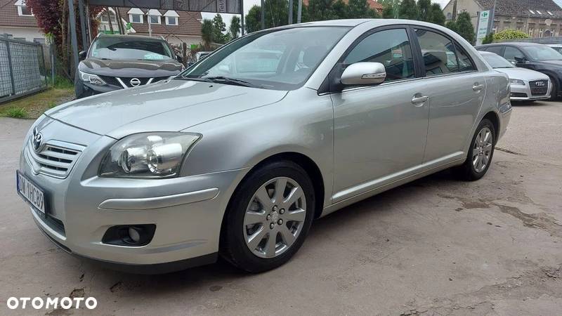 Toyota Avensis 1.8 VVT-i Executive - 36