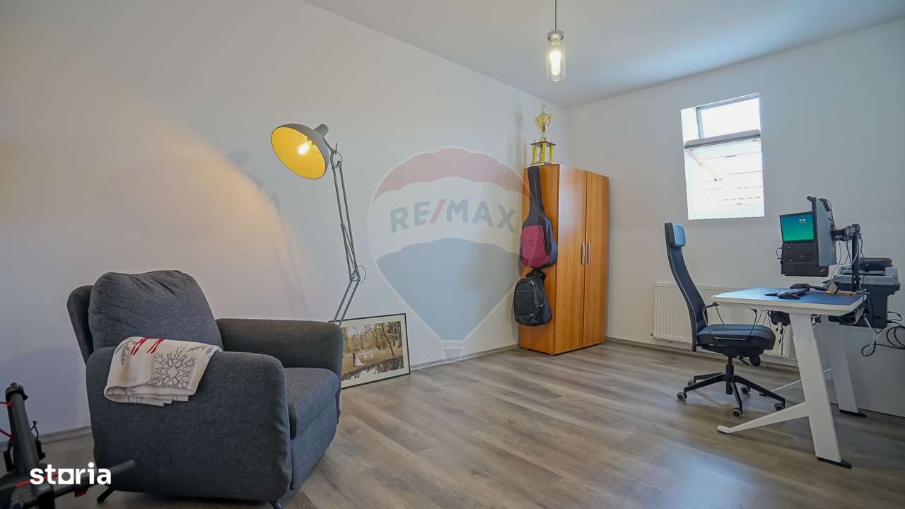 Apartament spațios, terasă proprie, Tractorul, Brașov-15