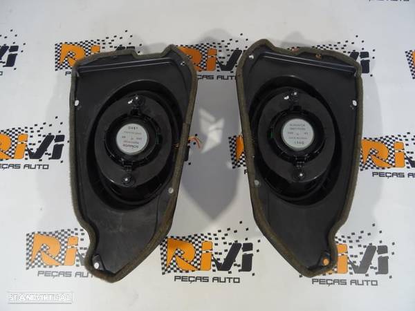 Coluna De Som / Subwoofer Peugeot Rcz  9665174180 / 96 651 741 80 - 2